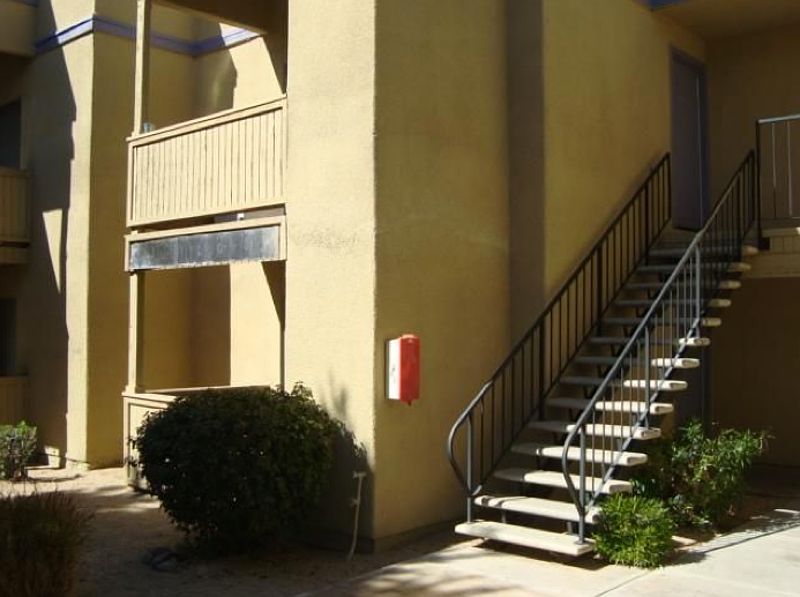 1st image of 740 W Elm St Unit 120