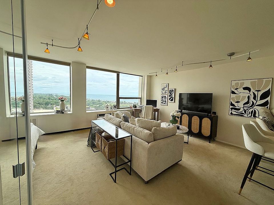 1st image of 1460 N Sandburg Ter APT 2304