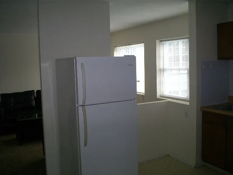 934 Stewart Ave — Photo 14
