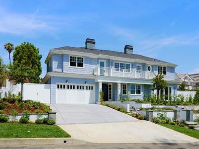 715 Napoli Dr, Pacific Palisades, CA, 90272