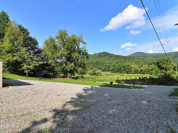 4th image of 7914 Brimstone Rd