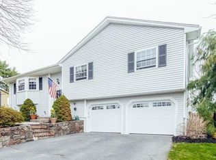 33 Mohawk Rd, Marblehead, MA 01945