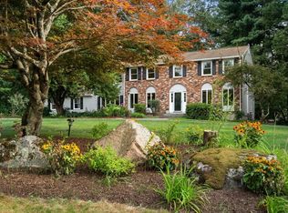 1 Pueblo Rd, Medfield, MA 02052