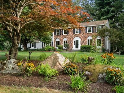 1 Pueblo Rd, Medfield, MA, 02052