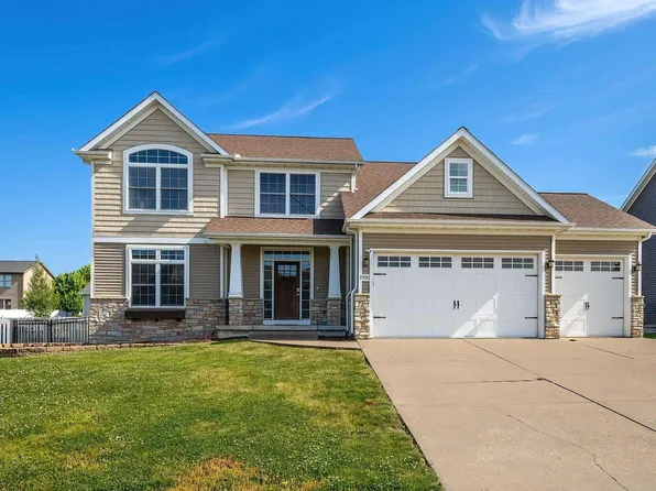 1920 E 61st Cir, Davenport, IA 52807