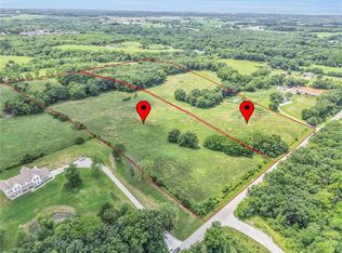 3 NE Amory Rd, Smithville, MO 64089