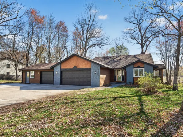 17129 Eveleth St NE, Ham Lake, MN 55304