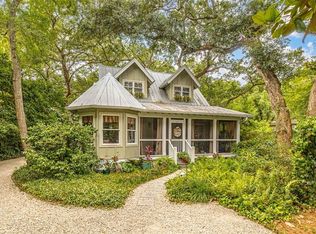 1226 George Lotson Ave, Saint Simons Island, GA 31522