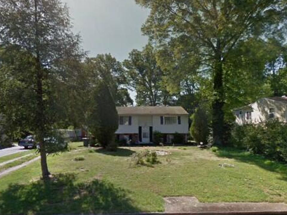 2nd image of 3743 Harvette Dr