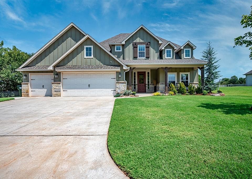 1st image of 14584 Fox Lair Ln