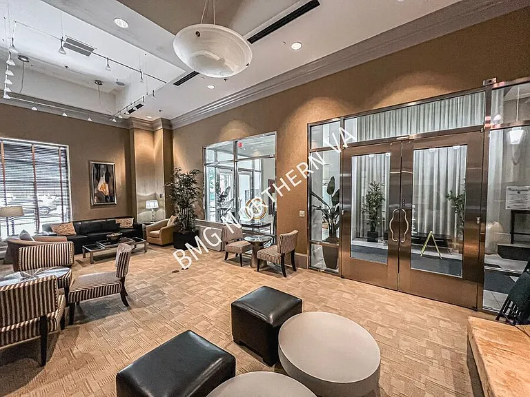 309 Holland Ln #105 — Photo 32