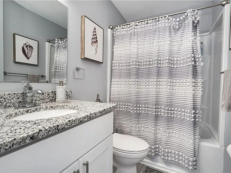 5900 Clear Springs Ct — Photo 14
