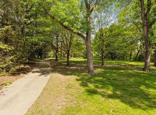 5125 Schaefer Rd, Edina, MN 55436