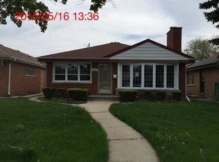 5447 Harvard Ter, Skokie, IL 60077