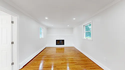 22 Baldwin St Photo 1