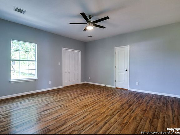 4th image of 506 McCauley Blvd