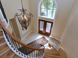 419 Longview Dr, Sugar Land, TX 77478