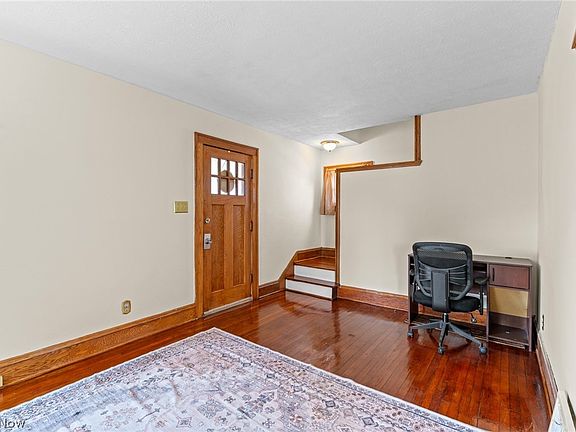 4th image of 479 Newell Ave