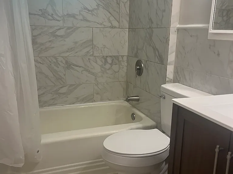 319 Linden Ave — Photo 9