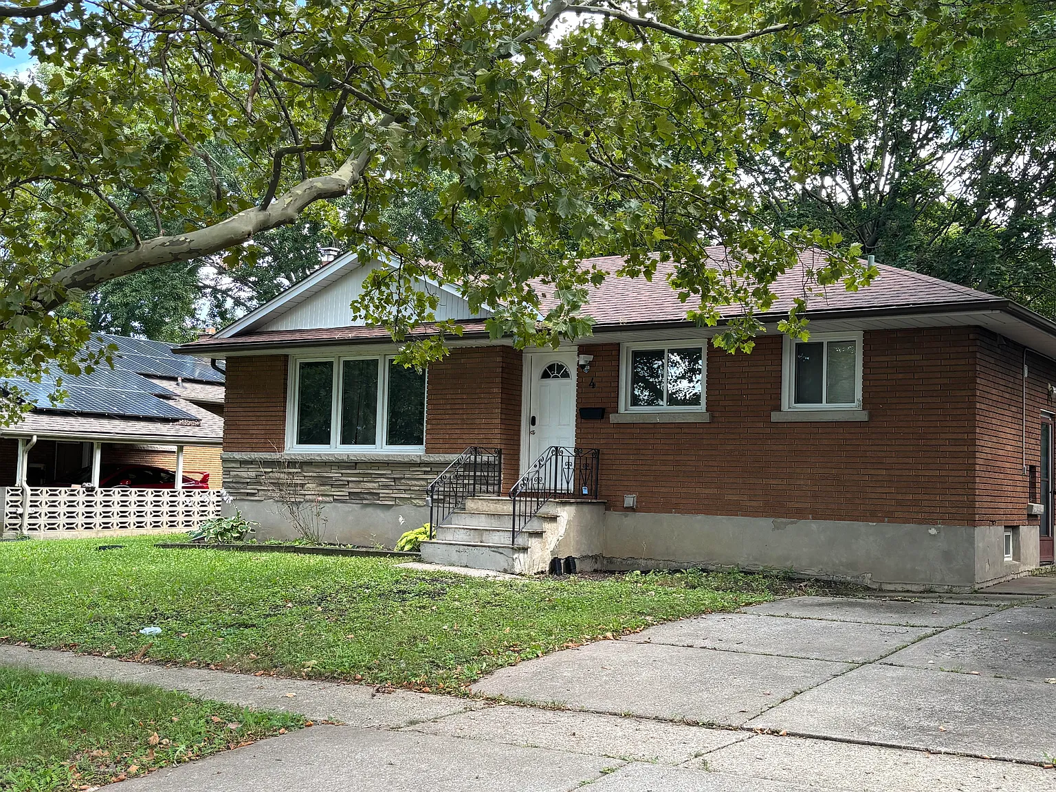 4 Clearview Heights, Upper Unit, St. Catharines — Photo 1