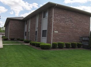 5251 157th St UNIT 2, Oak Forest, IL 60452