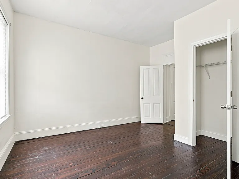3435 Amber St — Photo 11