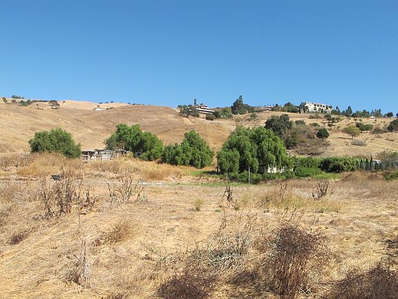 5th image of 3770 Quimby Rd
