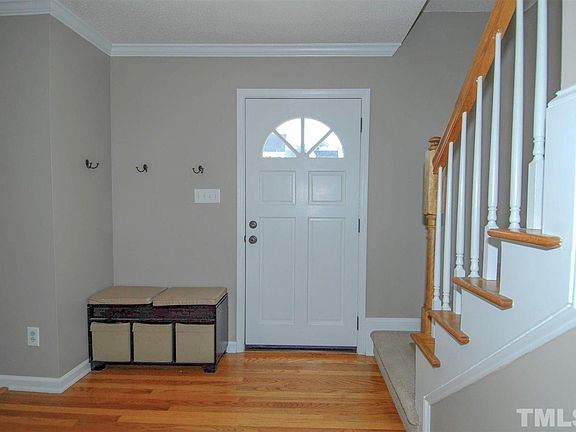 2nd image of 309 W Elm Ave