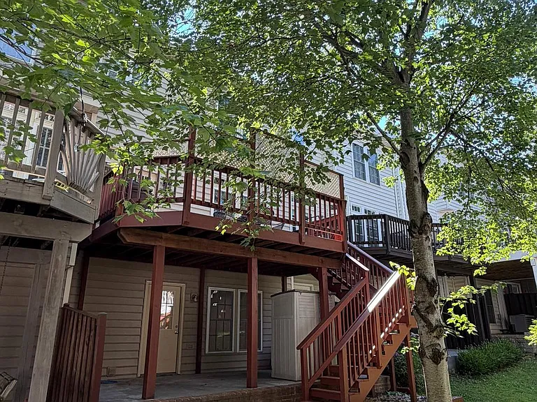 10631 Sandown Way — Photo 5