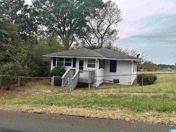 4552 Edwards St, Bessemer, AL 35020
