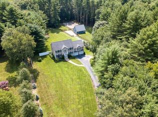 40 Walnut St, Douglas, MA 01516