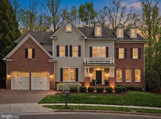 9153 Riesley Ln, Vienna, VA 22182