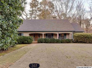 207 Grove Ln, Athens, AL 35613