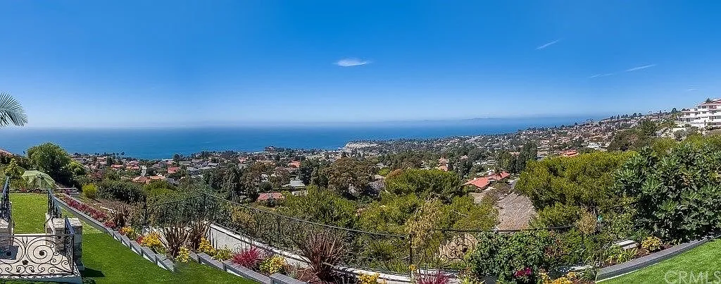 7137 Avenida Altisima, Unit Beachside Room — Photo 2