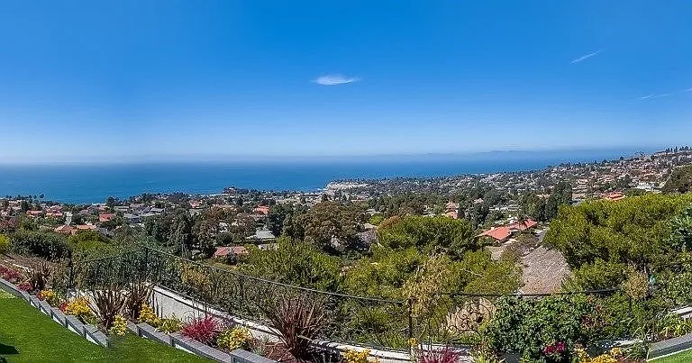 7137 Avenida Altisima Beachside Room Rancho Pass #BEACHSIDE ROOM — Photo 2