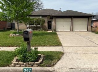 347 Village Creek Dr, Webster, TX 77598