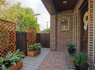 8686 Thorbrush Pl, Dallas, TX 75238