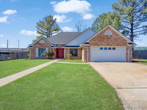 3007 N 12th Ave, Durant, OK 74701