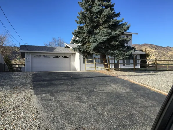 22321 McCarthy Dr, Tehachapi, CA 93561