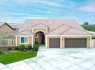 3445 N Atwood Court, Visalia, CA 93291