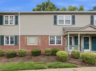 1443 Bobolink Pl, Saint Louis, MO 63144