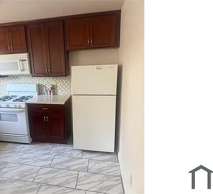 3743 McClelland St #C — Photo 8