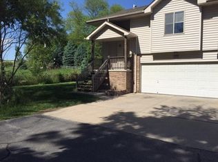 2643 N 103rd Ct, Omaha, NE 68134