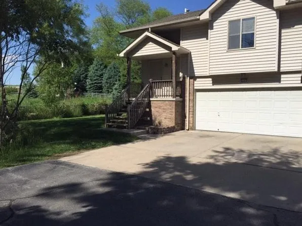 2643 N 103rd Ct, Omaha, NE 68134