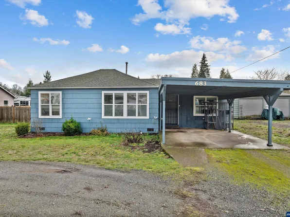 683 W Ellendale Ave, Dallas, OR 97338