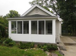 634 E Main St, Flushing, MI 48433