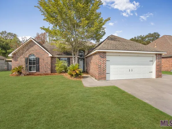 9825 Chapel Hill Dr, Denham Springs, LA 70706
