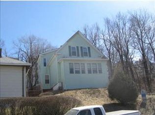 81 Rodney St, Worcester, MA 01605