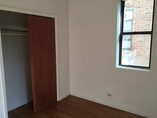 Rented by Hila Priel, LREB | media 9