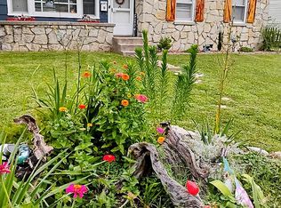 1035 E Cherokee St, Springfield, MO 65807